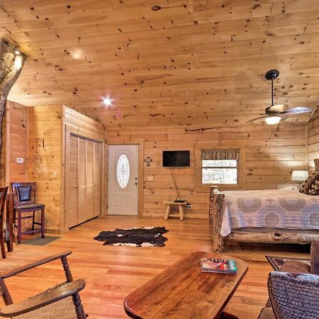 Bryson City Cabin With Wraparound Deck And Hot Tub Dış mekan fotoğraf